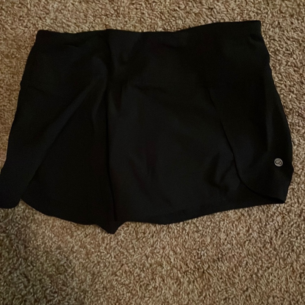 CRZ Yoga athletic shorts